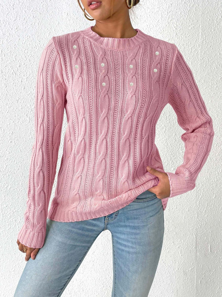 TS | Simple and stylish winter sweater