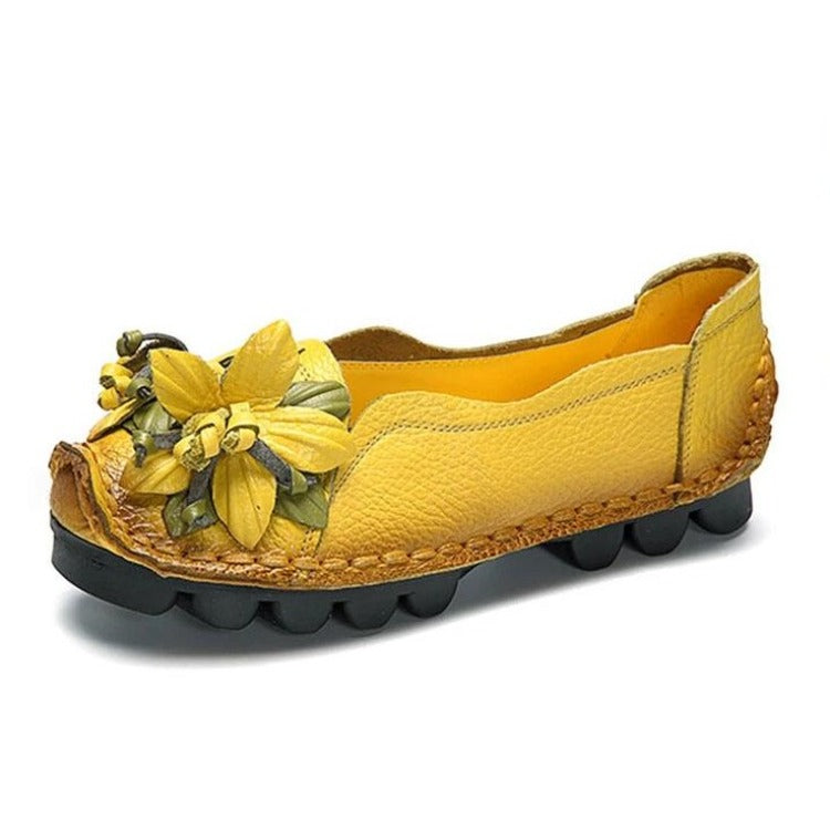 TS | Glamorous casual shoes with floral detail