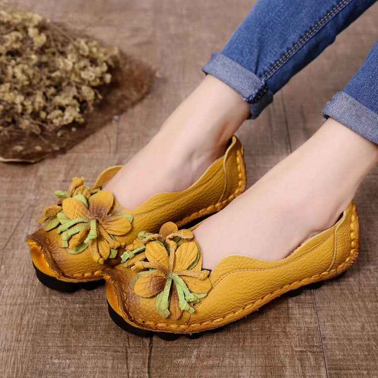TS | Glamorous casual shoes with floral detail