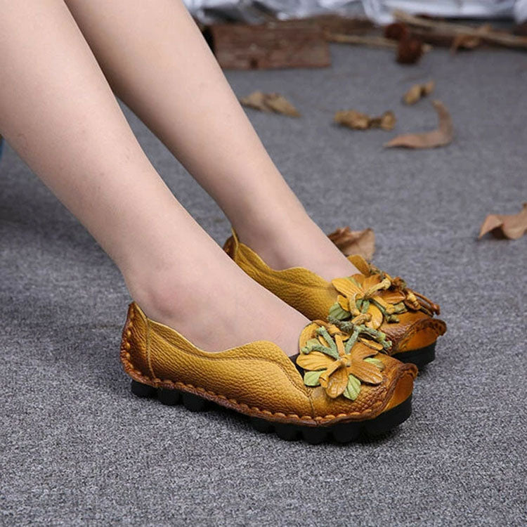 TS | Glamorous casual shoes with floral detail