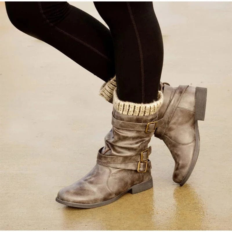LM | Retro knitted boots up to the middle of the calf