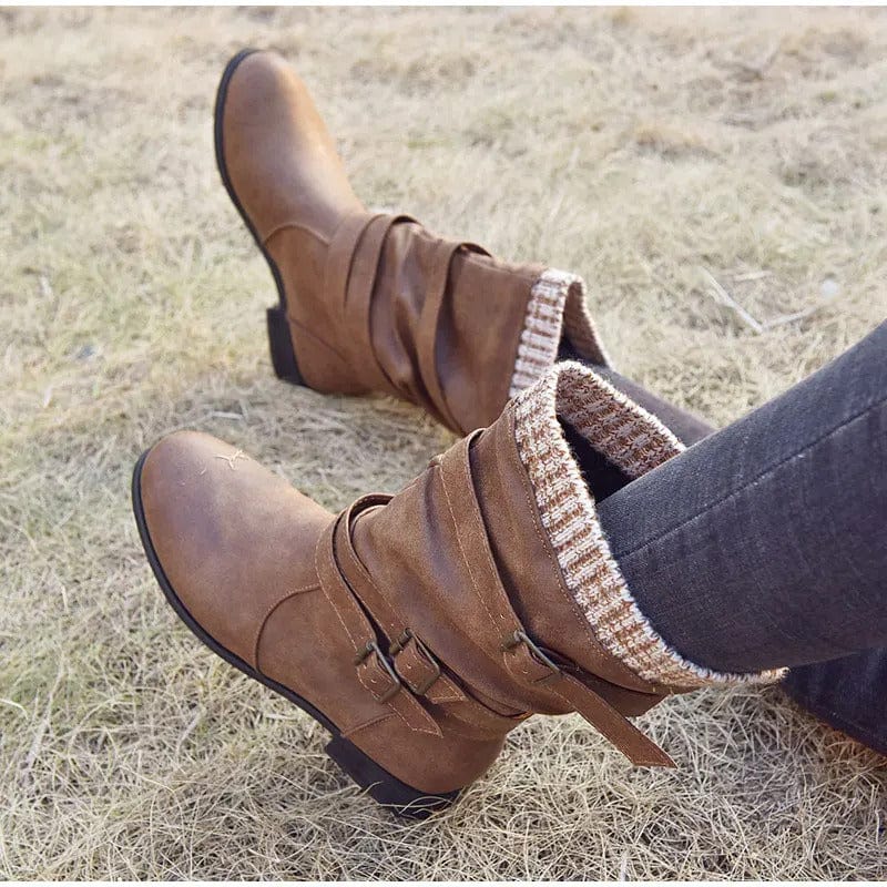 LM | Retro knitted boots up to the middle of the calf