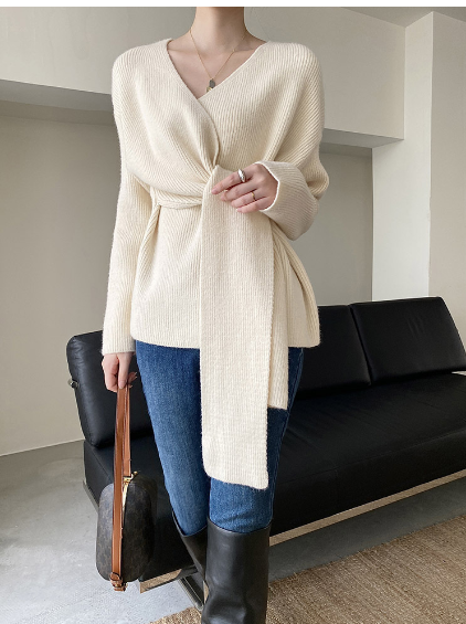 TS | Tailored and elegant winter blouse