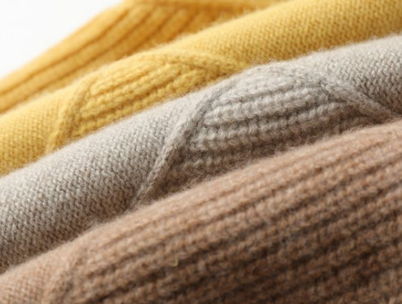 LD | Elegante kasjmier trui met schildpadhals
