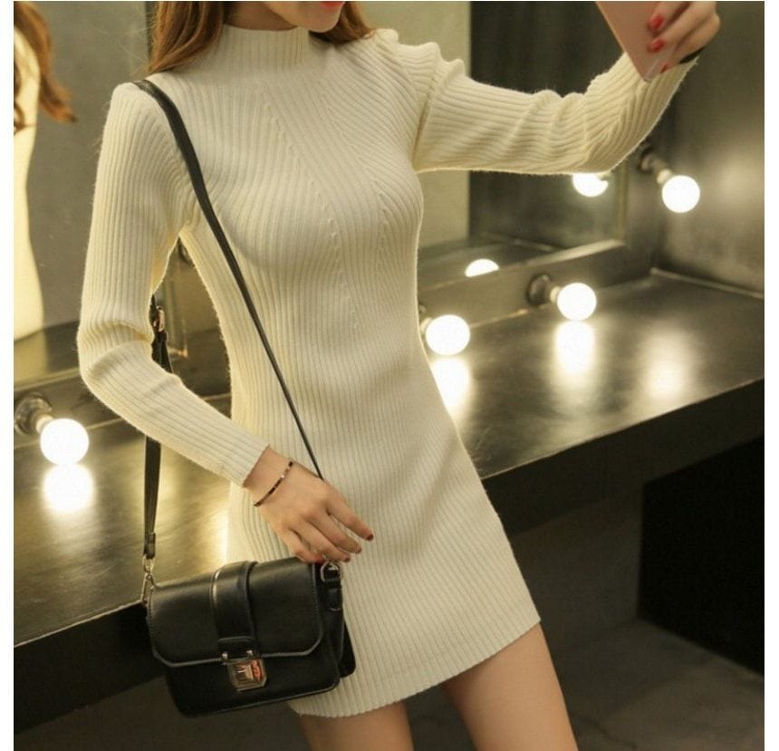 LM | Knitted mini dress with turtleneck