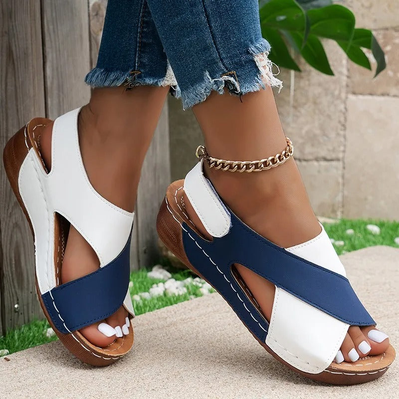 LM | Casual wedge sandals with cross straps