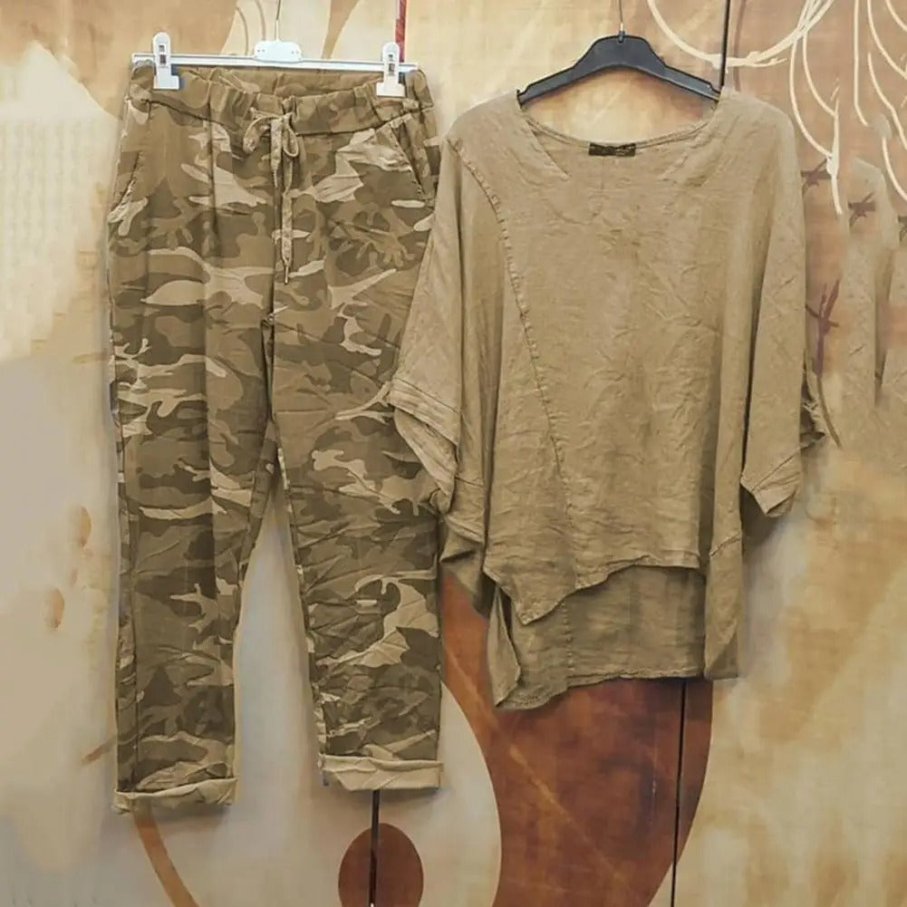 LM | Set of trousers and blouse with round neckline