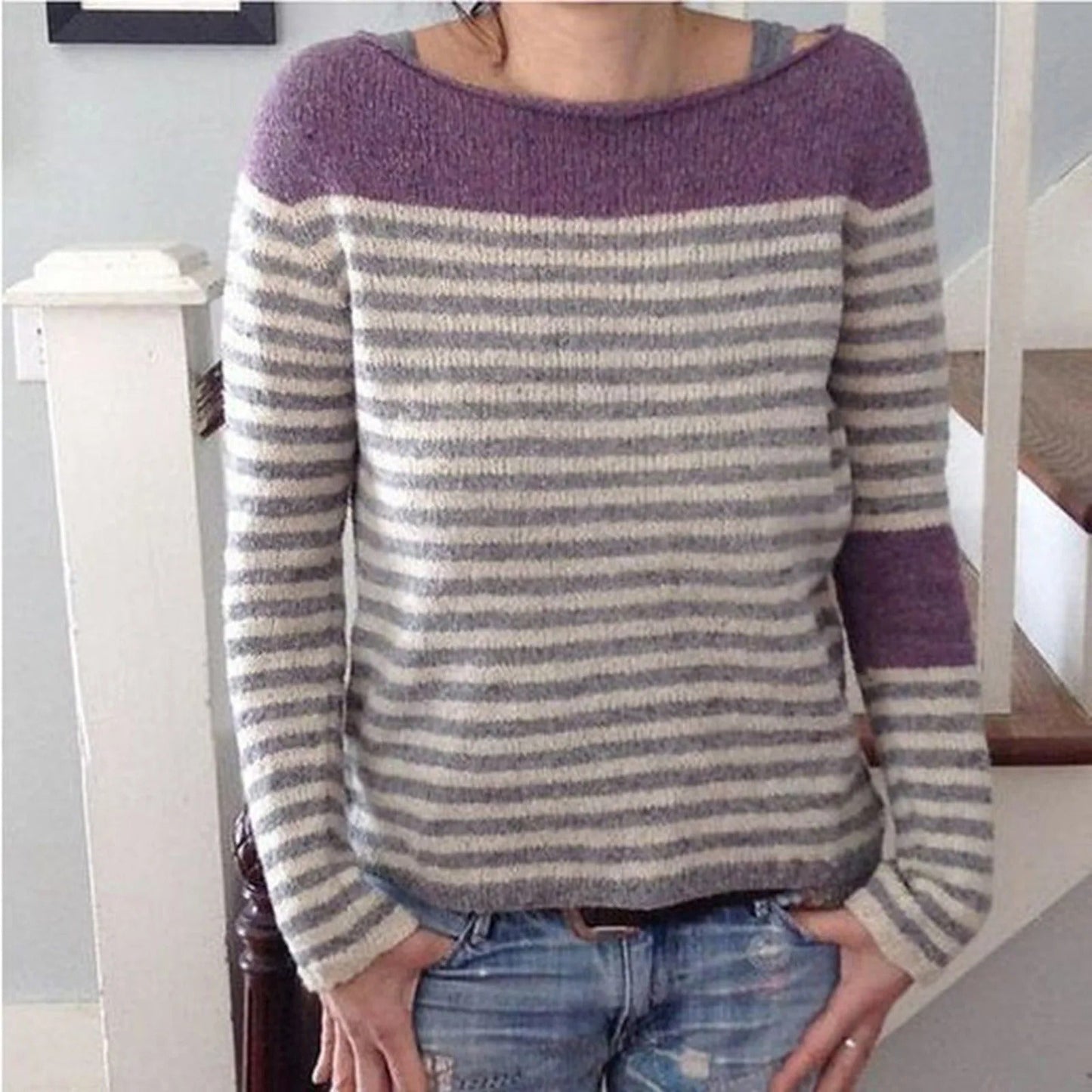 LM | Colorblock knitted sweater with striped sleeves