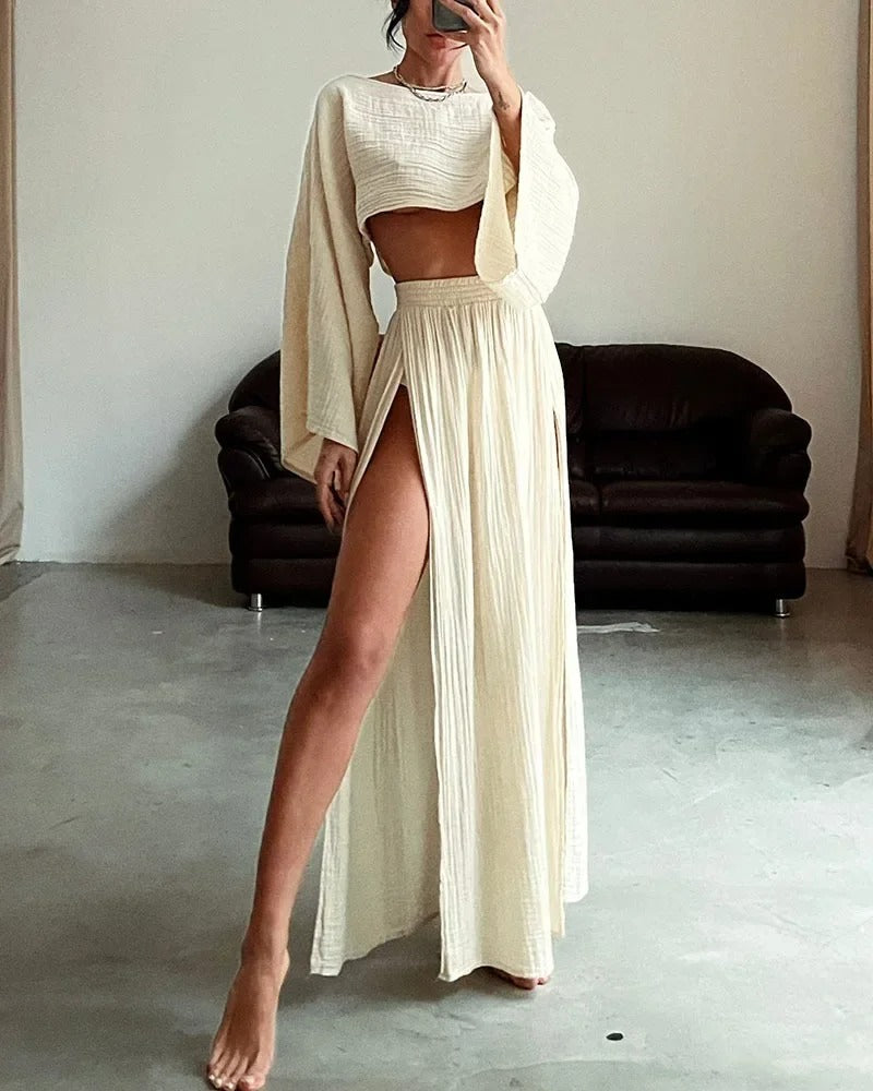 LM | Two-piece set with flowing slit skirt