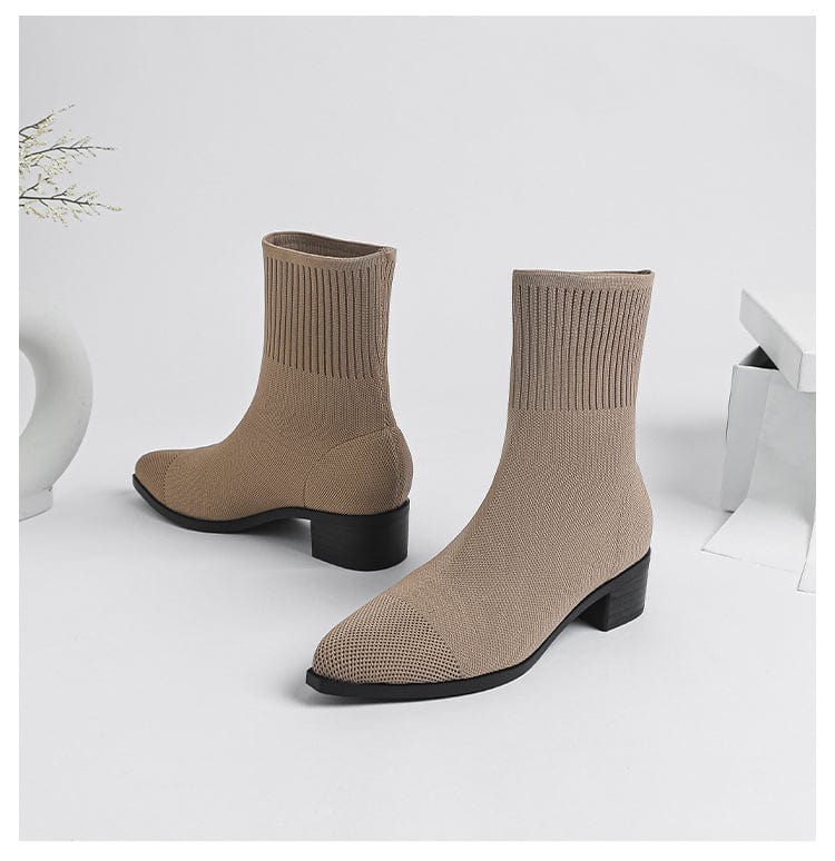 LM | Non-slip knitted boots with rubber sole 2024
