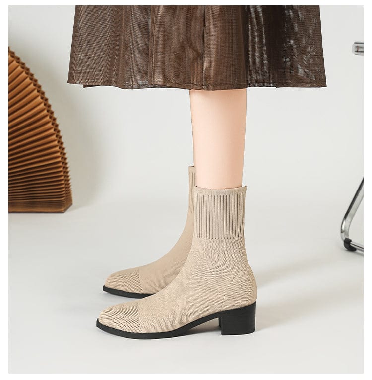 LM | Non-slip knitted boots with rubber sole 2024