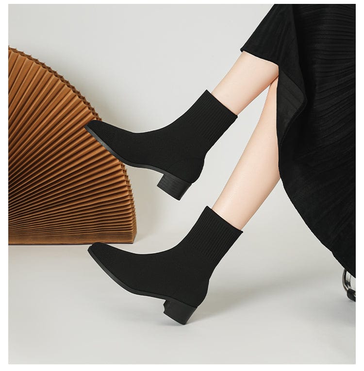 LM | Non-slip knitted boots with rubber sole 2024