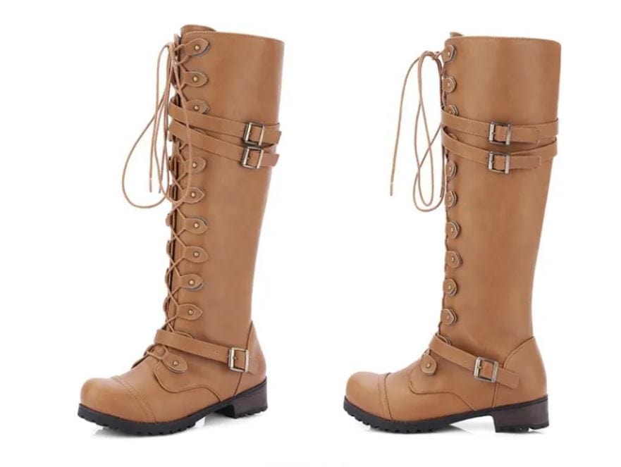 LM | Women's boots in Roman style with lacing up to the knee and platform soles