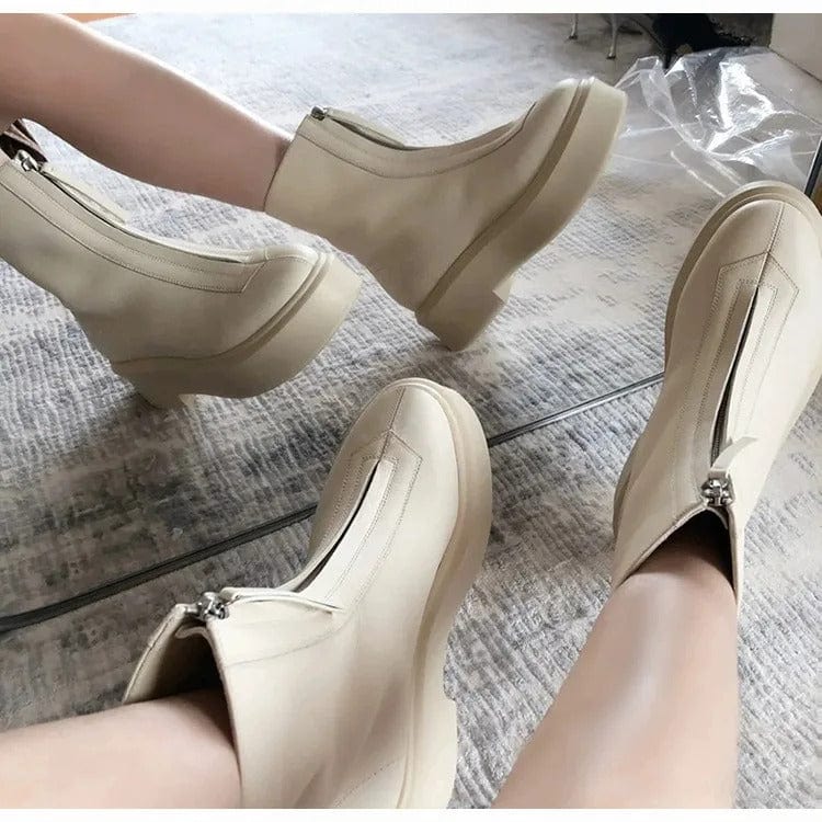 LM | Leather ankle boots