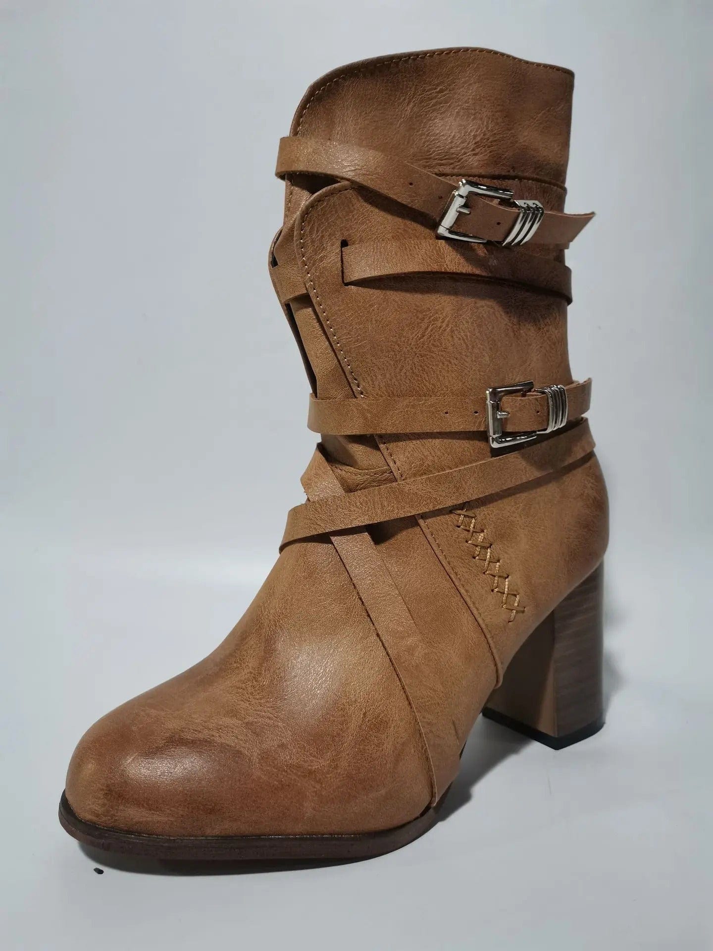 LM | Platform boots up to the middle of the calf