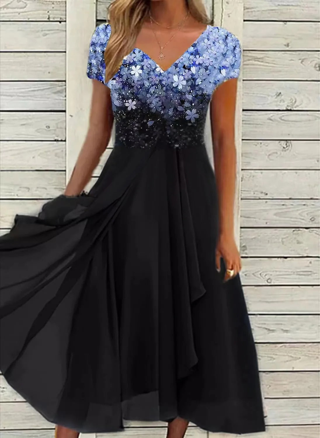 LM | Elegant maxi dress with V-neckline