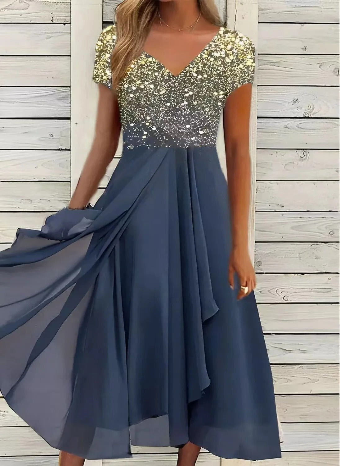 LM | Elegant maxi dress with V-neckline