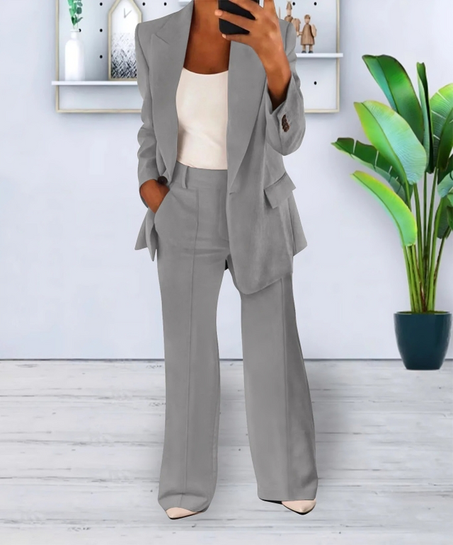 LM | Relaxed and timeless winter garment