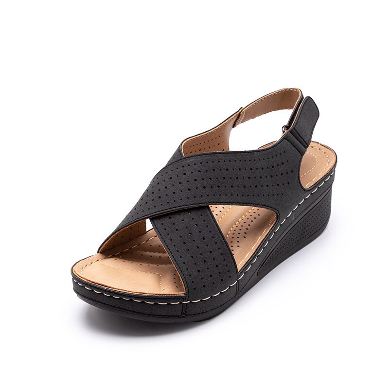 TS | Supportive and fashionable orthopaedic winter sandals