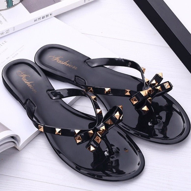 TS | Classic and stylish general sandals