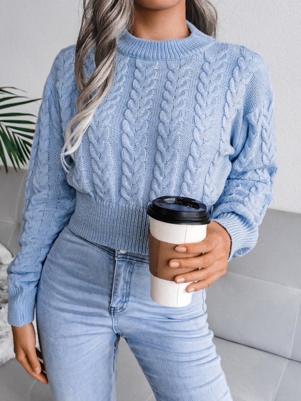 LM | An elegant short sweater for your fall wardrobe