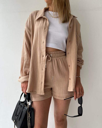 LD | Modieuze outfit voor vrouwen met shirt en korte broek