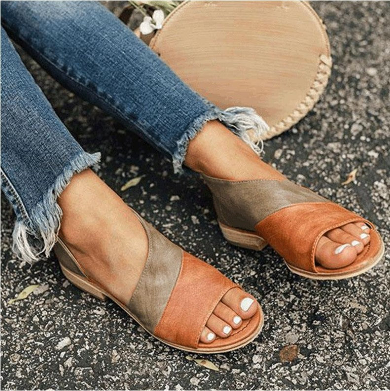 TS | Glamorous and cool sandals