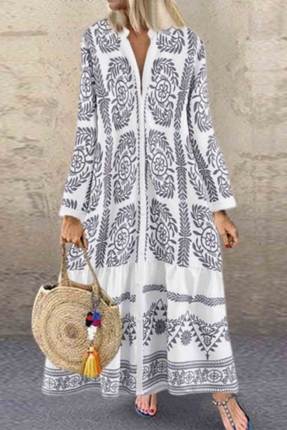 TS | Karol - Oversized dress with high collar and street print
