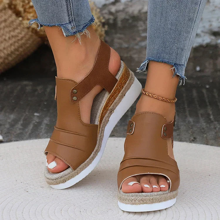 LM | Elegant and fresh sandals