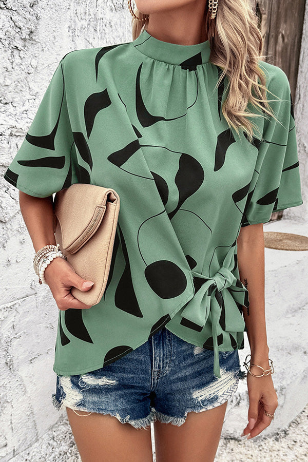 LM | Glamorous and cool blouse