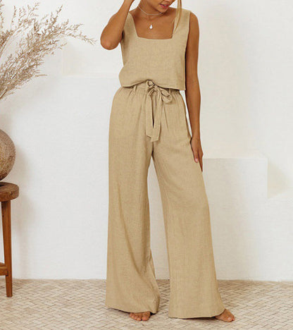 LD | Minimalistische top en broek met wijde pijpen in een set