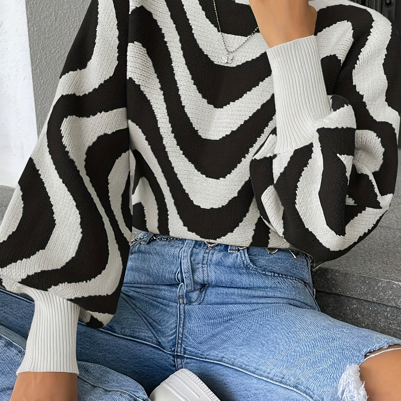 LM | Timeless and stylish winter sweater