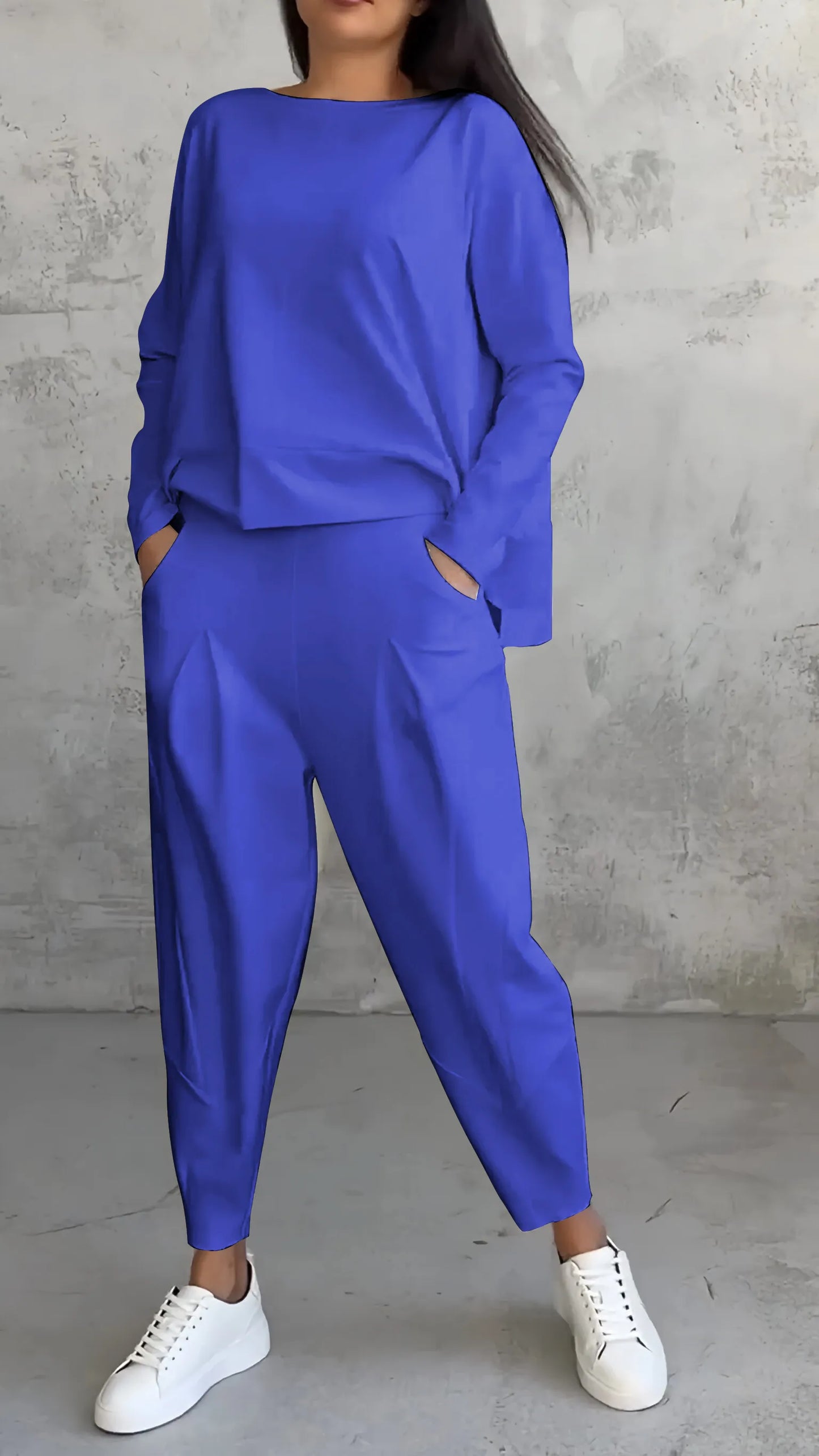 TS | Two-piece set in a casual relaxed fit style
