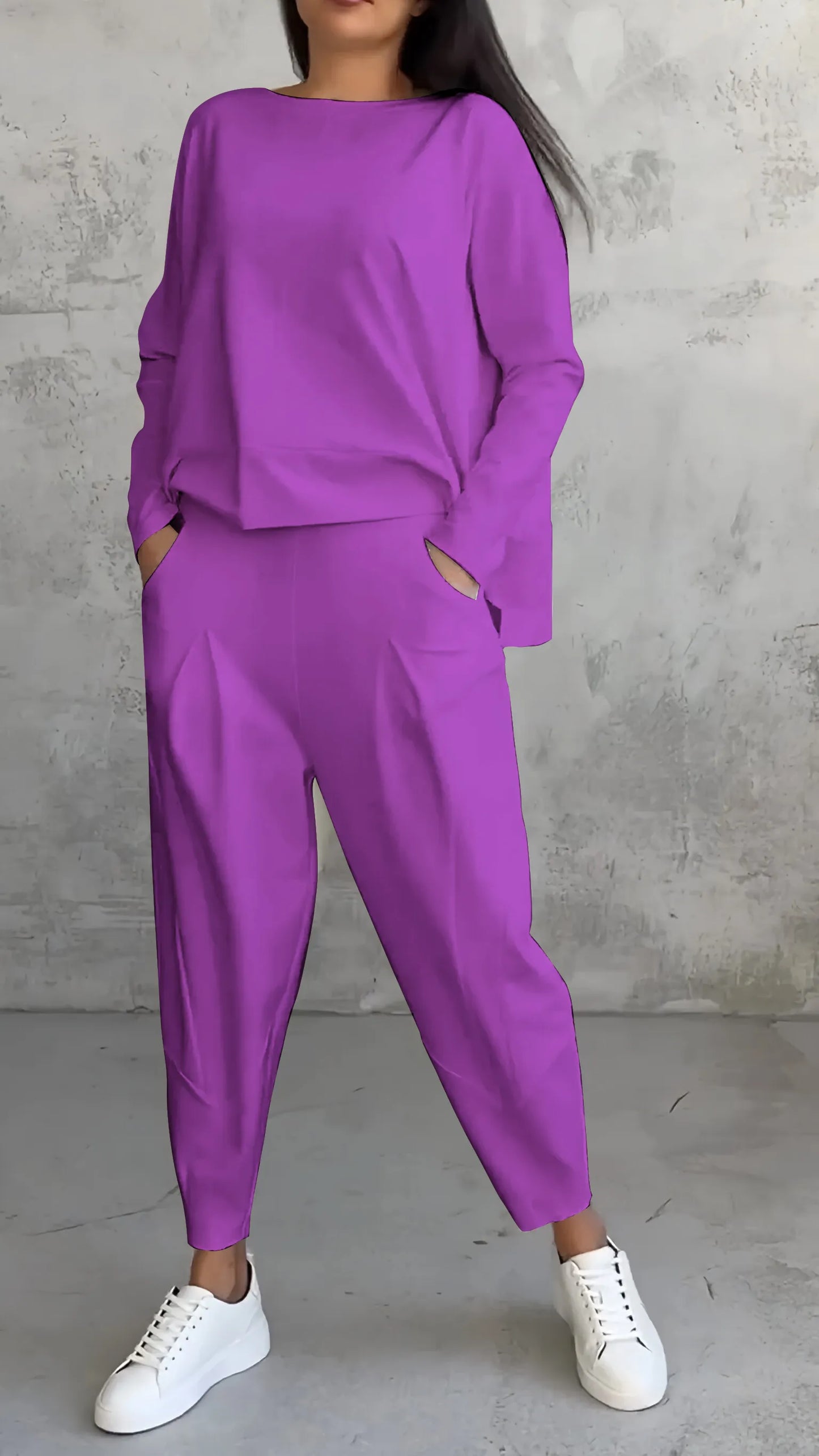 TS | Two-piece set in a casual relaxed fit style