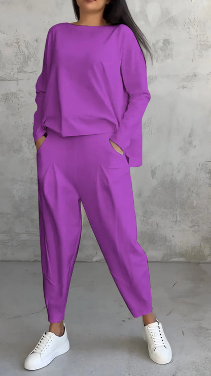 TS | Two-piece set in a casual relaxed fit style