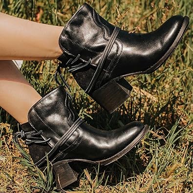 LM | Stylish boots for women