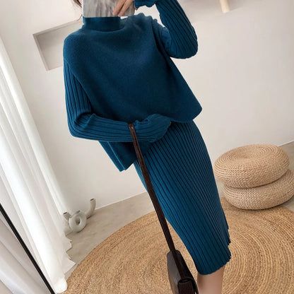 LM | Two-piece dress with slit knitted sweater