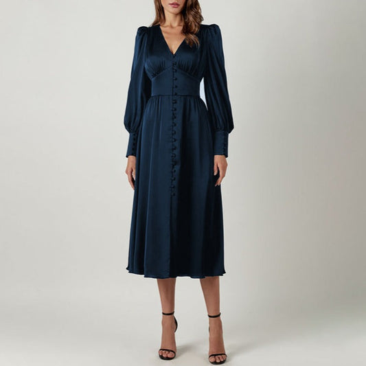 LM | Elegant satin midi dress with slit