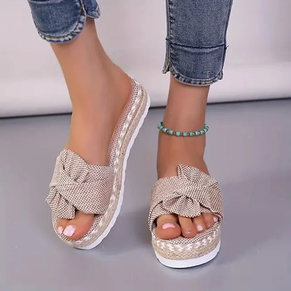 TS | Relaxed and stylish general sandals