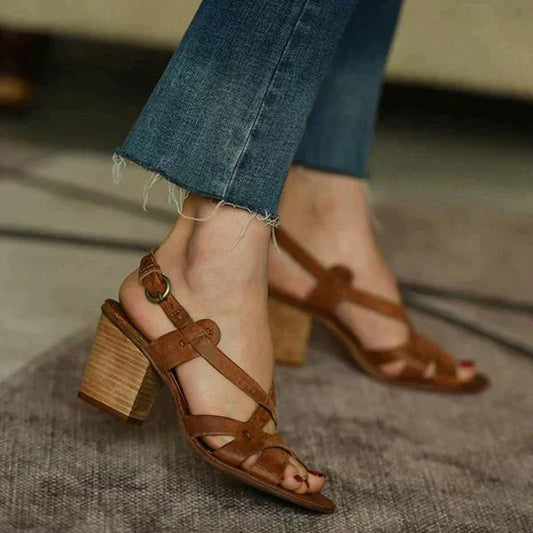 LD | Luxueuze blokhak sandalen met riempjes