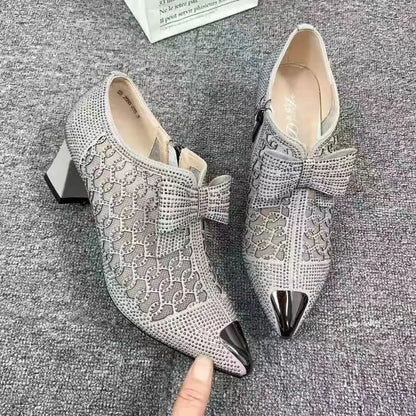 Strakke en ondersteunende orthopedische Sandalen
