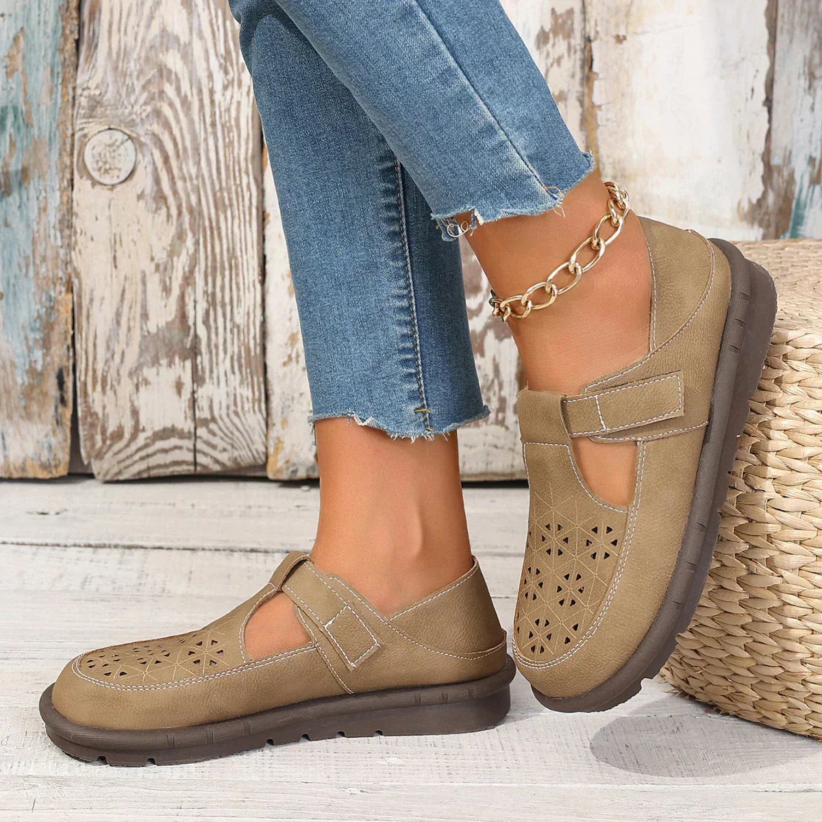 LD | Retro Literatuur Kunst Dikke Tong Grote Teen Sandalen