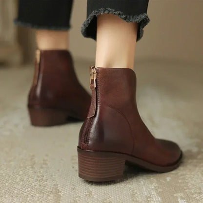 TS | Tapered ankle boot with block heel