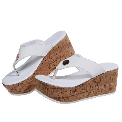 LM | Classic and airy sandals