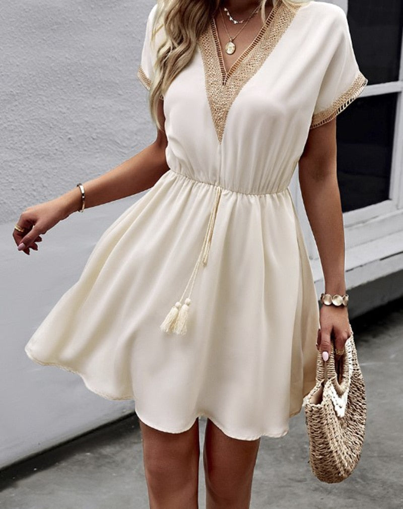 LM | Loose mini dress with lace