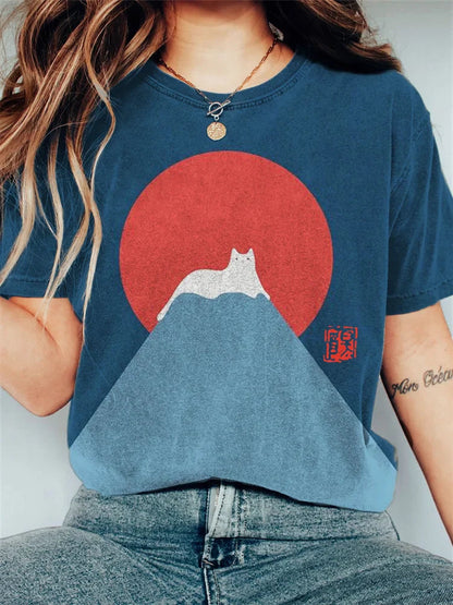 TS | Graphic Cat Mountain T-Shirt