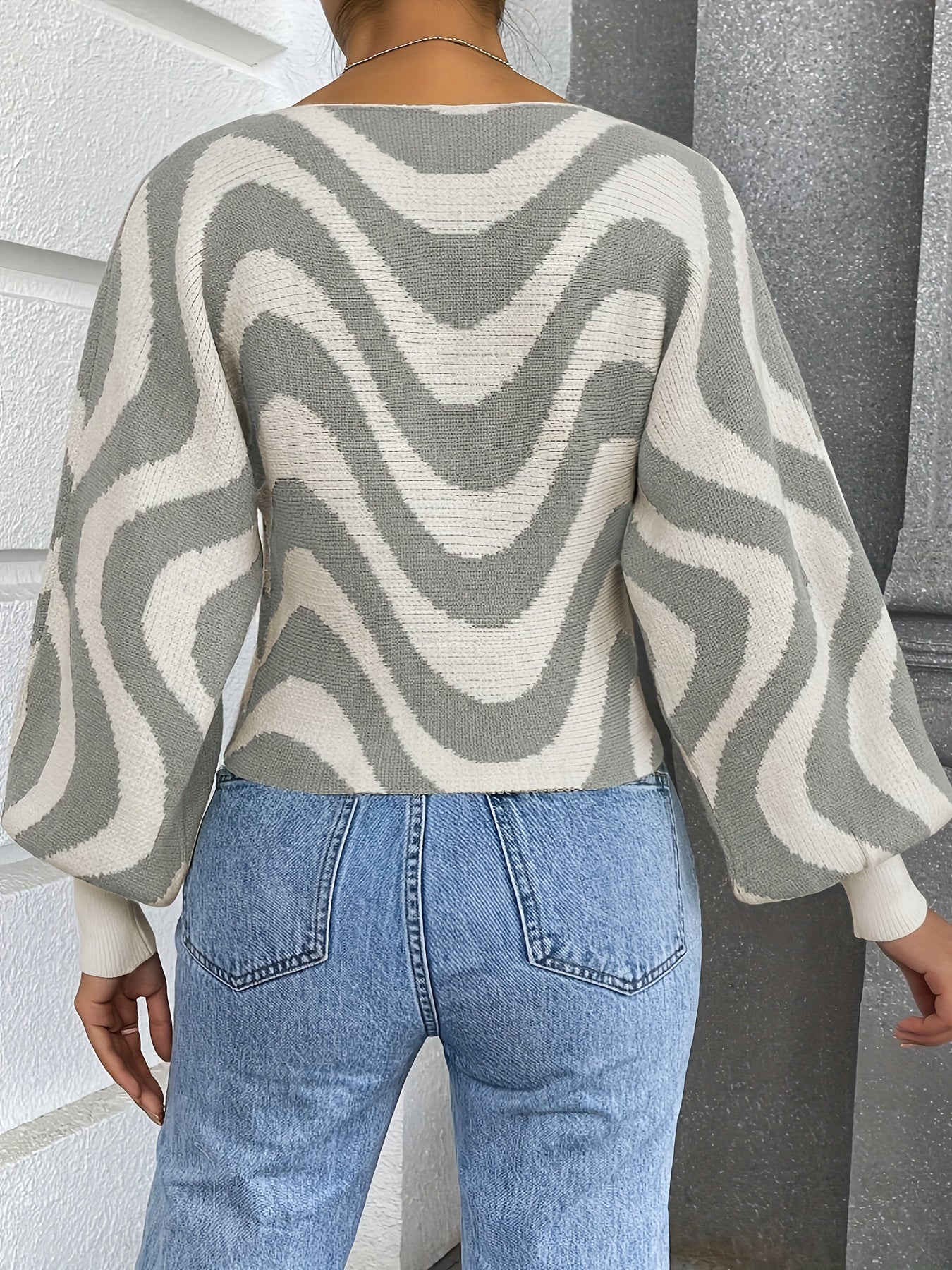 LM | Timeless and stylish winter sweater