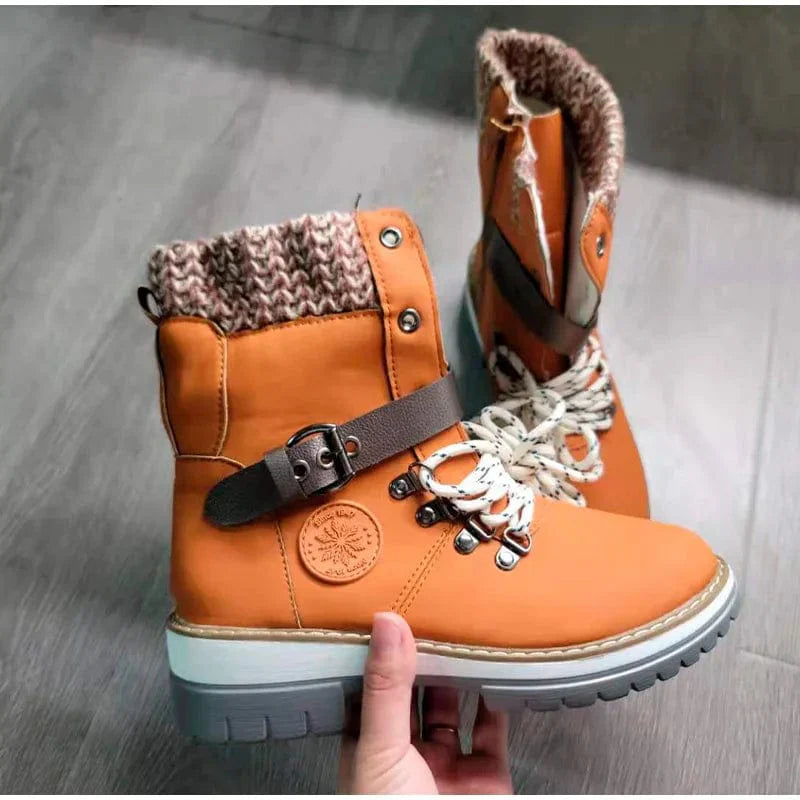 LM | Zipper boots with leather straps and buckles for the ankle