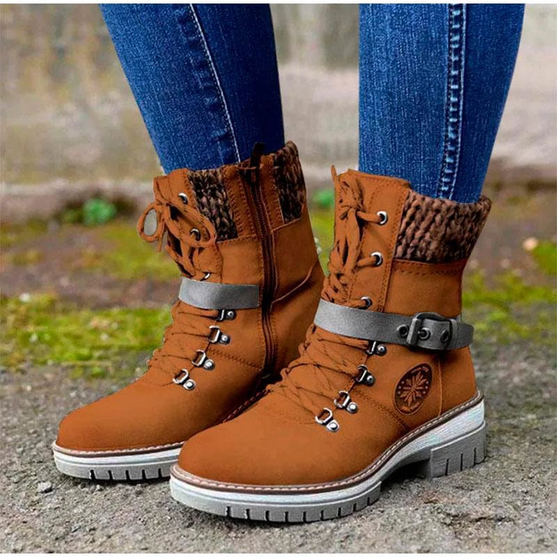 LM | Zipper boots with leather straps and buckles for the ankle
