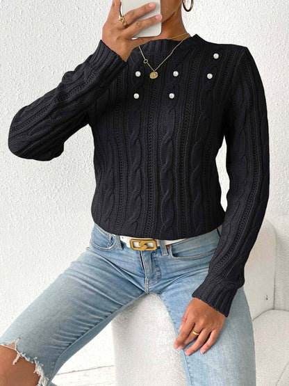 TS | Simple and stylish winter sweater